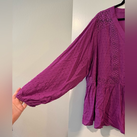 NWT Lane Bryant fuschia Swiss dot and lace Women's Top long sleeve size 22 - Picture 3 of 5